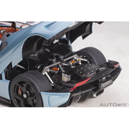 Autoart 1/18 Koenigsegg Regera