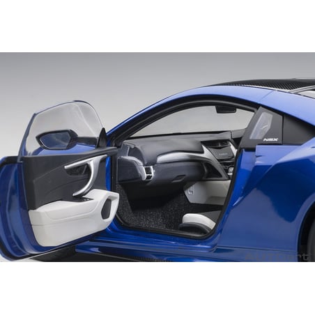 AutoArt 1/18 Honda NSX (NC1)