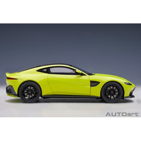 Autoart 1/18 Aston Martin Vantage 2019