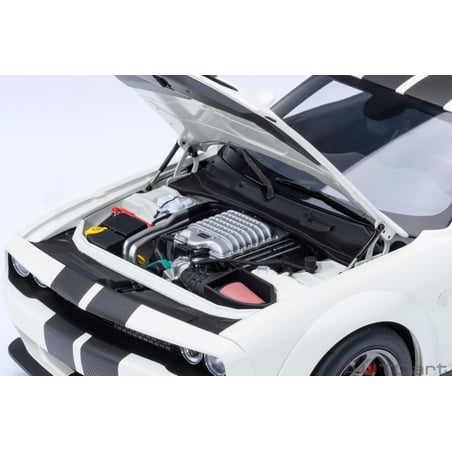 Autoart 1/18 Dodge Challenger SRT Super Stock 2023