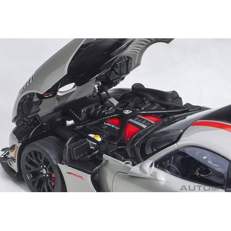 1:18 Dodge Viper ACR 2017