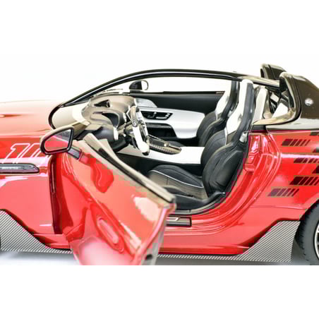 NZG Mercedes Benz Dealer 1/18 Mercedes Benz AMG PureSpeed 2025