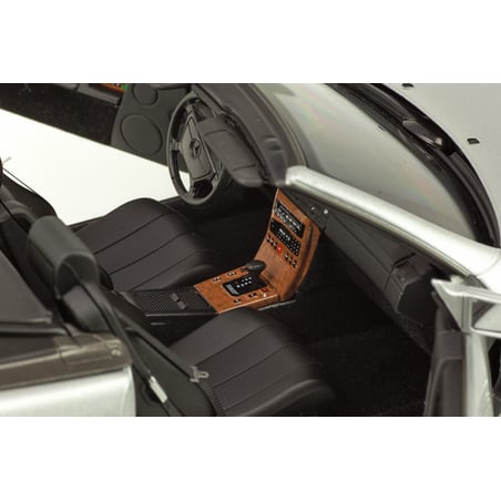 1:18 Mercedes Benz 500 SL R129 (1989 -1995)