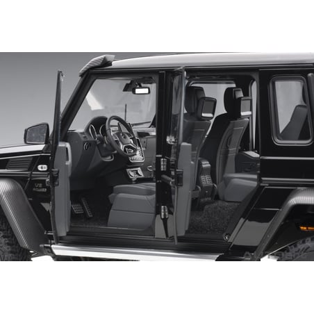 Autoart 1/18 Mercedes Benz G63 AMG 6x6