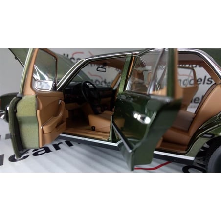 1:18 Mercedes Benz 450 SEL 6.9 1976