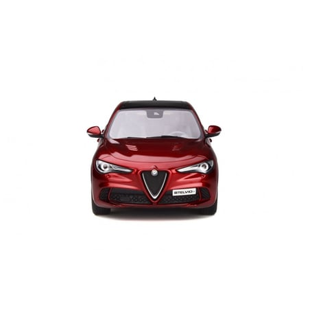 1:18 Alfa Romeo Stelvio Quadrifoglio 2017 (Otto Mobile)