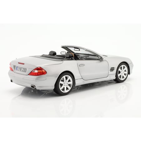 Norev Dealer Pack 1/18 Mercedes Benz SL500 R230 (2001-2006)