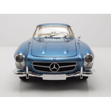 Minichamps 1/18 Mercedes Benz 300 SL Roadster with Hard Top W198
