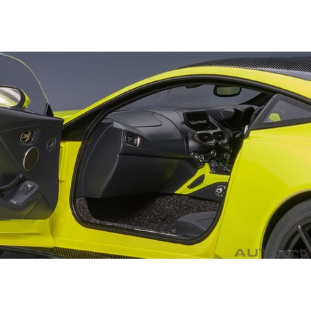 Autoart 1/18 Aston Martin Vantage 2019