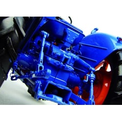 Universal Hobbies 1/16 FordSon County Super 4