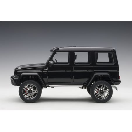 AUTOart 1/18 Mercedes Benz G500 4×4²