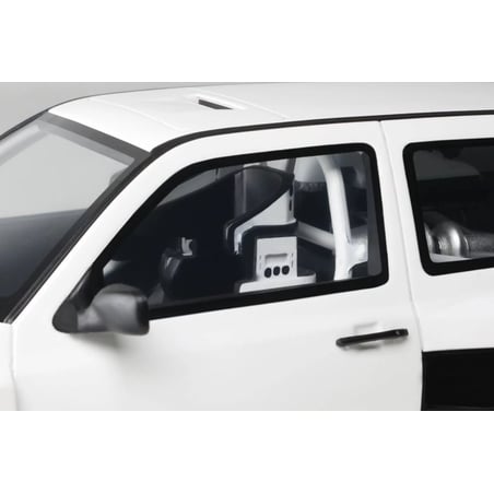 Otto Mobile 1/18 Volkswagen Golf III Khyzyl Saleem 2024