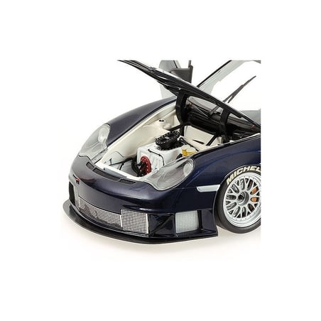 1:18 Porsche 911 GT3 RSR ALMS 2004