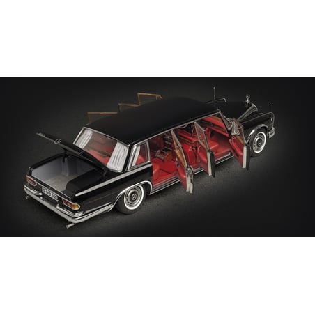 CMC 1/18 Mercedes Benz 600 Pullman(W100)