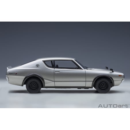 Autoart 1/18 Nissan Skyline 2000 GT-R (KPGC110)