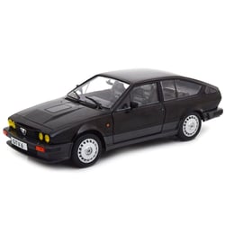 1:18 Alfa Romeo GTV 6 1984...