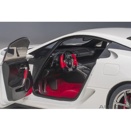 Autoart 1/18 Lexus LFA 2012