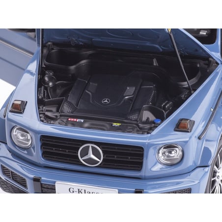 Minichamps 1/18 Mercedes Benz G Glass (W463) 2018