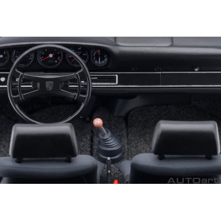 Autoart 1/18 Porsche 911 Carrera 2.7 RS 1973