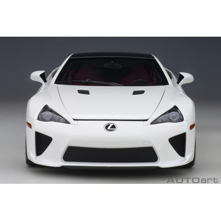 Autoart 1/18 Lexus LFA 2012