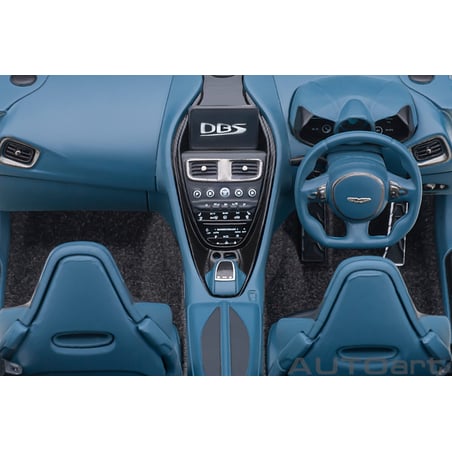 Autoart 1/18 Aston Martin DBS Superleggera