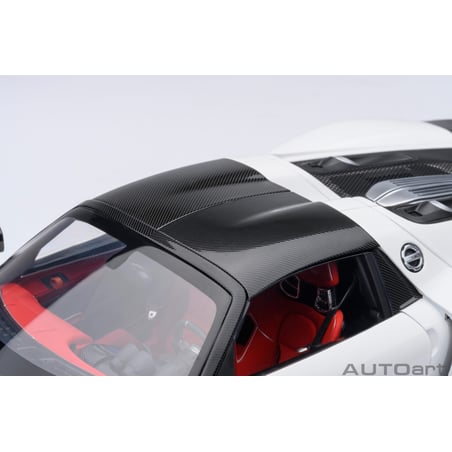 Autoart 1/18 Porsche 918 Spyder Weissach Package 2013