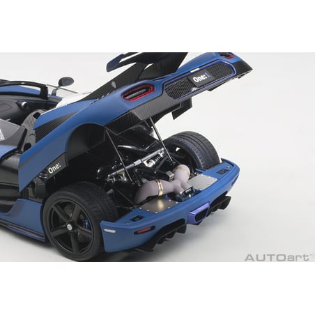 AutoArt  1/18 Koenigsegg One:1