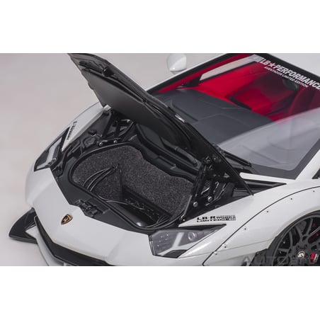 Autoart 1/18 Lamborghini Aventador Liberty Walk LB-Works Limited Edition