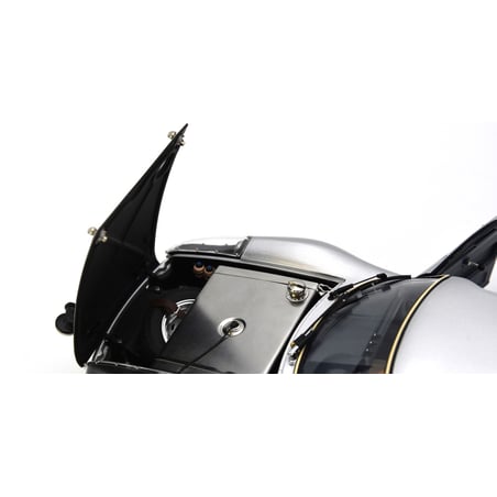 CMC 1/18 Porsche 904 Carrera GTS (chassis No. 904-006) No.150 2nd Rallye Monte Carlo 1965 Eugen Böhringer/Rolf Wütherich