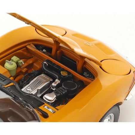 Minichamps 1/18 Opel GT 1970