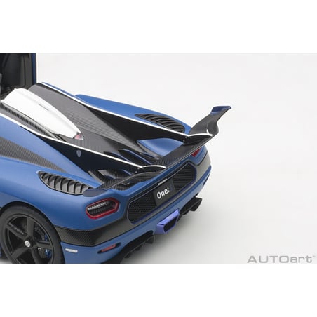 AutoArt  1/18 Koenigsegg One:1