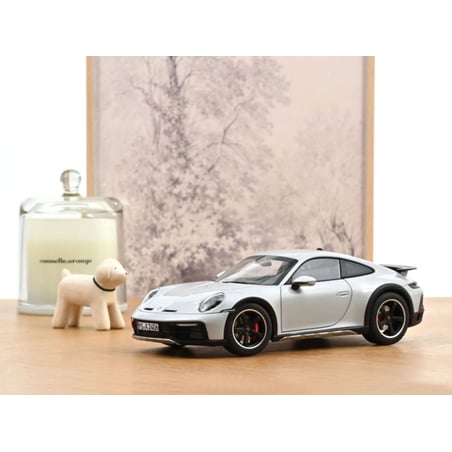 Norev 1/18 Porsche 911(992) Dakar Coupe 2023 with height adjustable chassis