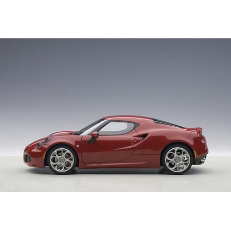1/18 Alfa Romeo 4C