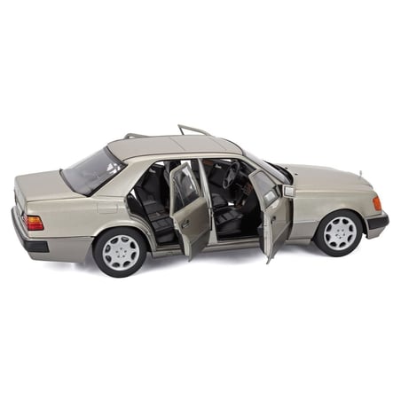 Mercedes Benz Dealer Pack Norev 1/18 Mercedes Benz E Class 500E (W124) 1991-1993