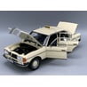 1:18 Mercedes Benz 200 Taxi W123 (1980-1985)