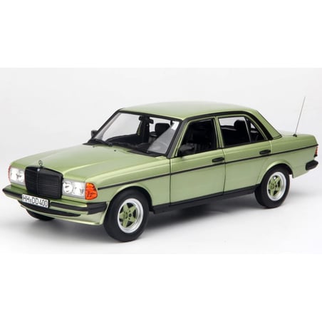 Norev 1/18 Mercedes Benz 200 AMG 1984