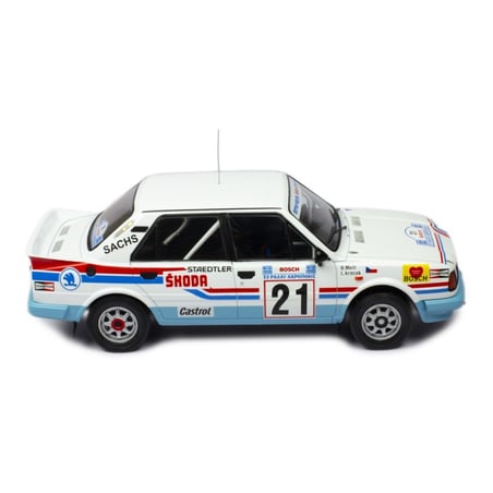 IXO 1/18 Skoda 130LR No.21 Rally Acropolis 1986 Ladislav Krecek/Borivoj Motl