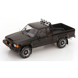 KK Scale 1/18 Toyota Hilux...