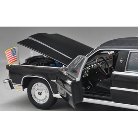 Yatming 1/24 Lincoln Continental Reagan Car 1972