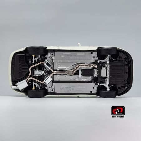 LCD Models 1/18 Toyota Supra MKIV (A80) Coupe 1993 (Car lift and key fob included)