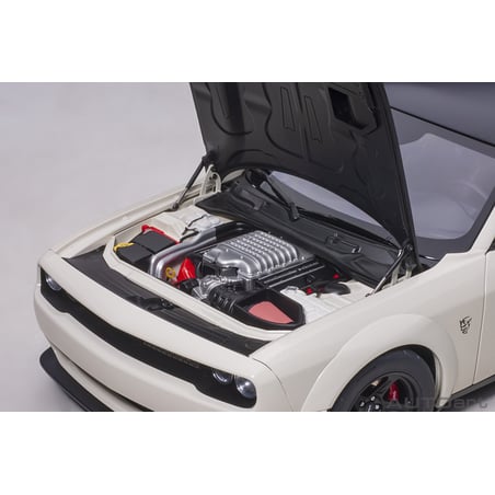 Autoart 1/18 Dodge Challenger SRT Demon