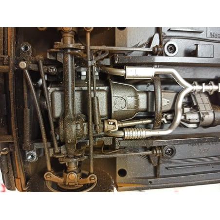 Almost Real 1/18 Land Rover Range Rover “Camel Trophy” Papua New Guinea 1982 Dirty Edition