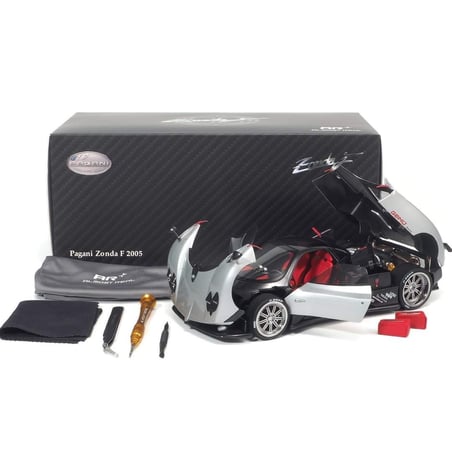 Almost Real 1/18 Pagani Zonda F 2005