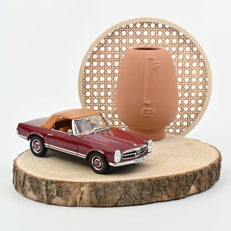 Norev 1/18 Mercedes Benz 230 SL 1963
