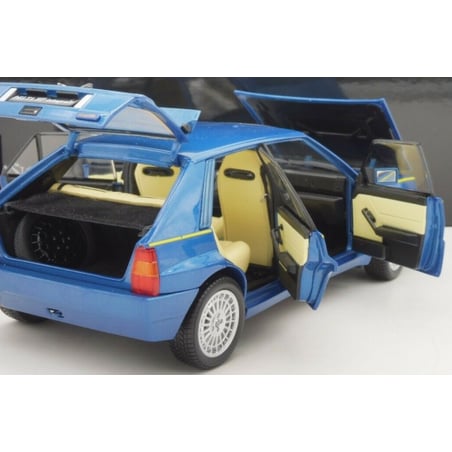 1/18 Lancia Delta HF Integrale Evo II