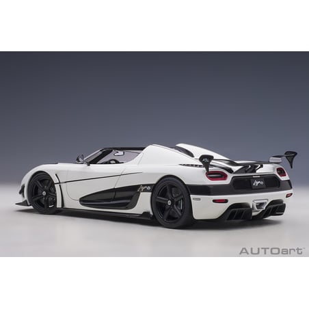1/18 Koenigsegg Agera RS