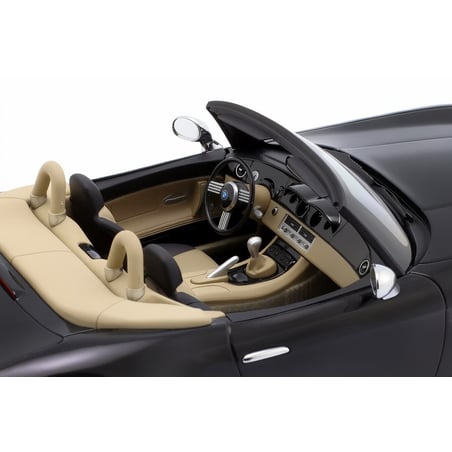 Minichamps 1/18 BMW Z8 Roadster 2000