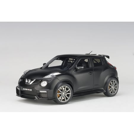 Autoart 1/18 Nissan Juke R 2.0