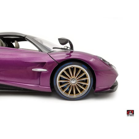 1/18 Pagani Huayra Roadster 2018