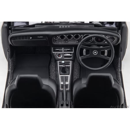 Autoart 1/18 Toyota Celica Liftback 2000GT (RA25) 1973